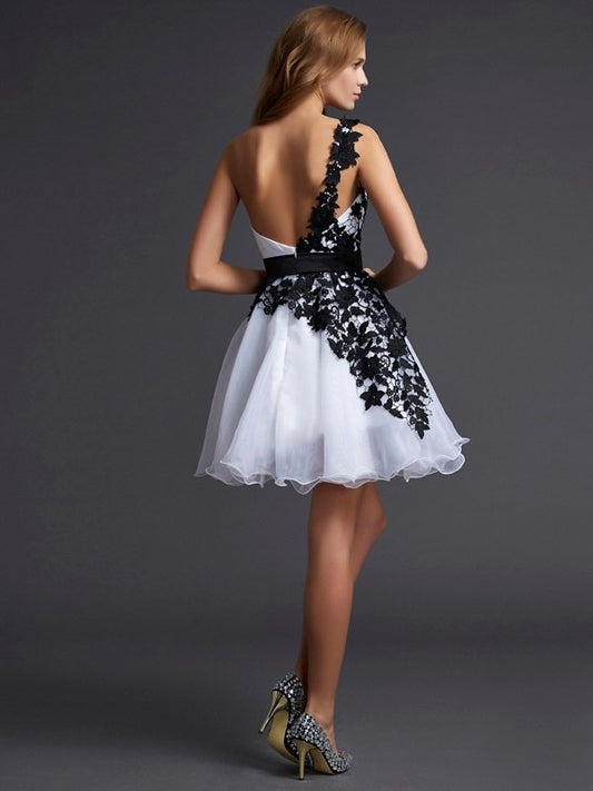Lace A-Line/Princess One-Shoulder Sleeveless Short Organza Homecoming Dresses