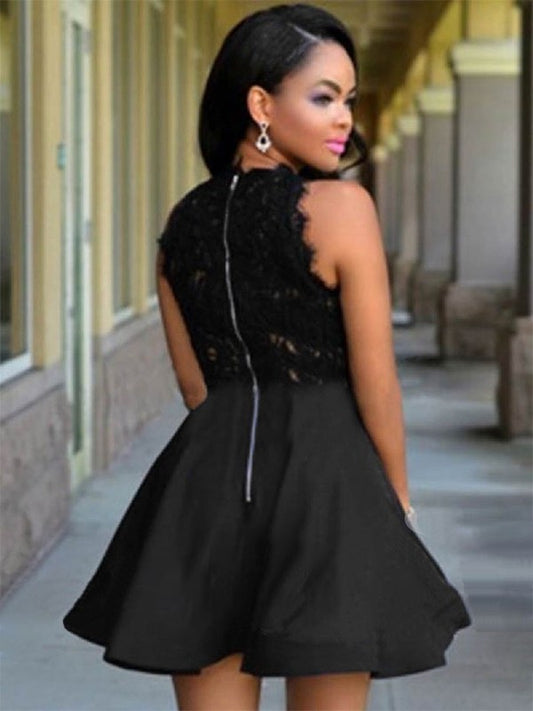 With Jewel Lace Short A-Line Satin Cut Black Homecoming Dresses