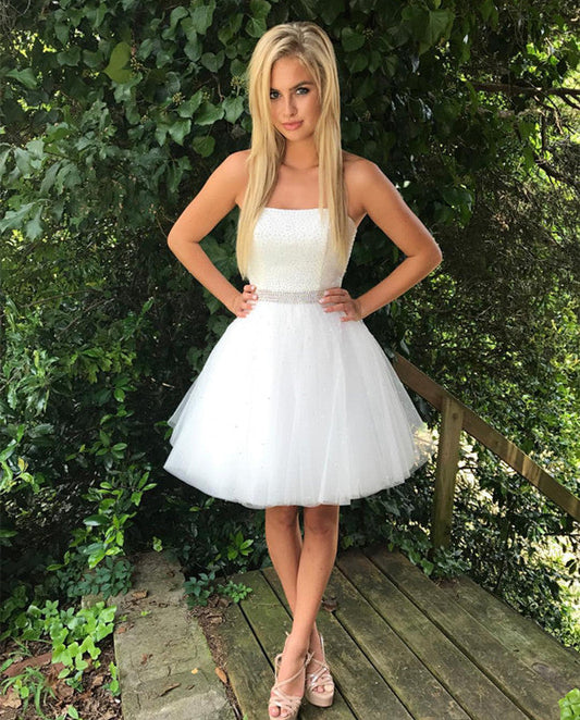 Strapless Beading Tulle Pleated Sexy Simple Knee Homecoming Dresses A Line Elyse Length
