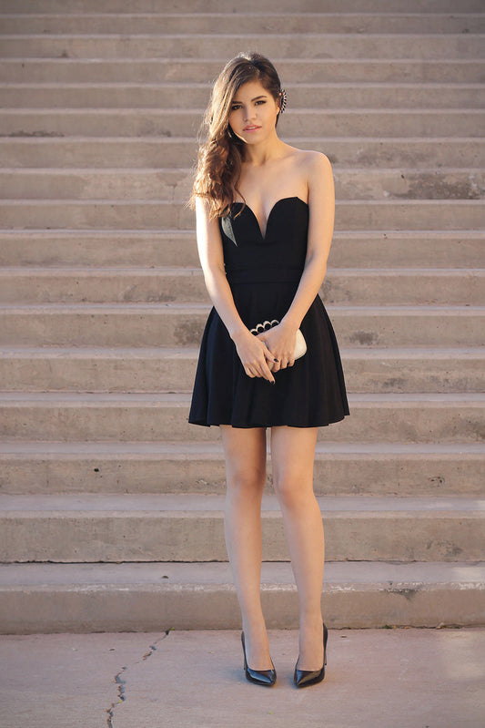 Strapless Sweetheart Black Homecoming Dresses Annalise A Line Satin Sweetheart Backless Pleated Short