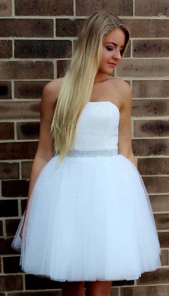 Strapless Ball Gown Tulle Beading Homecoming Dresses Khloe Short White Pleated Princess