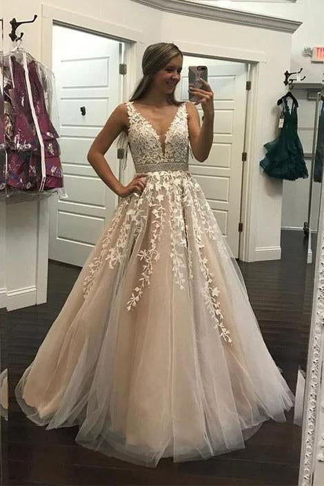 Fashion Ball Gown V Neck Prom Dresses with Appliques and Beads, Quinceanera Dresses SRS15582