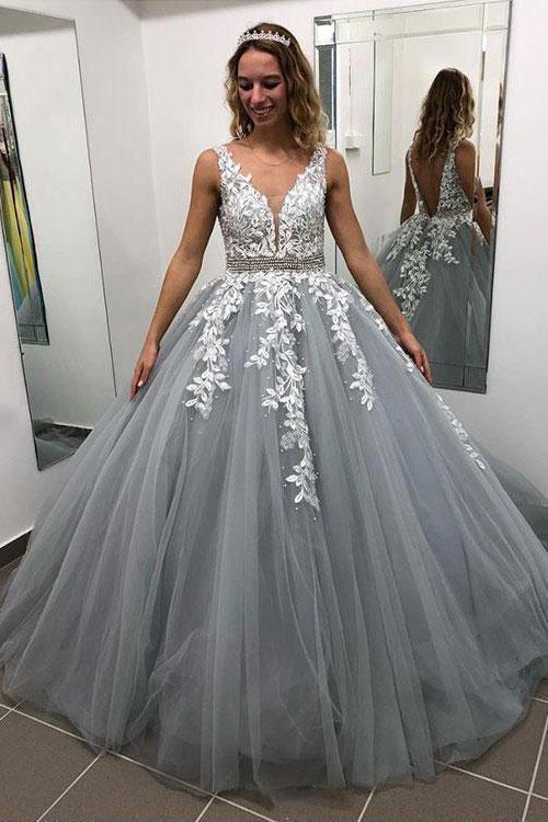 Ball Gown Gray V Neck Prom Dresses with Lace Appliques Quinceanera Dresses JS684