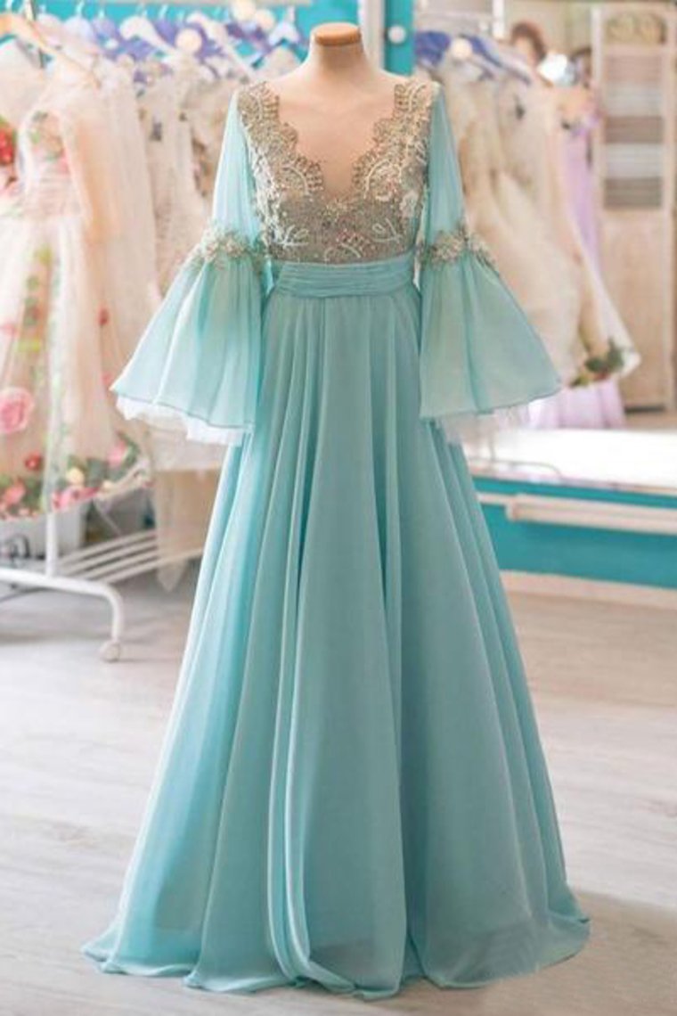 2024 Modest A-Line Lace Prom Dresses With Flare Sleeves Evening Dress