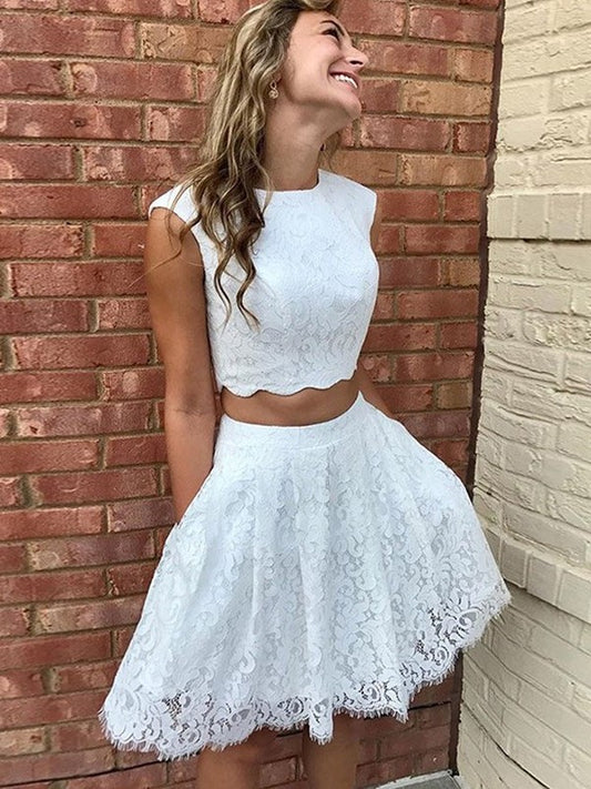 A-Line/Princess Scoop Lace Lace Sleeveless Short/Mini Homecoming Dresses