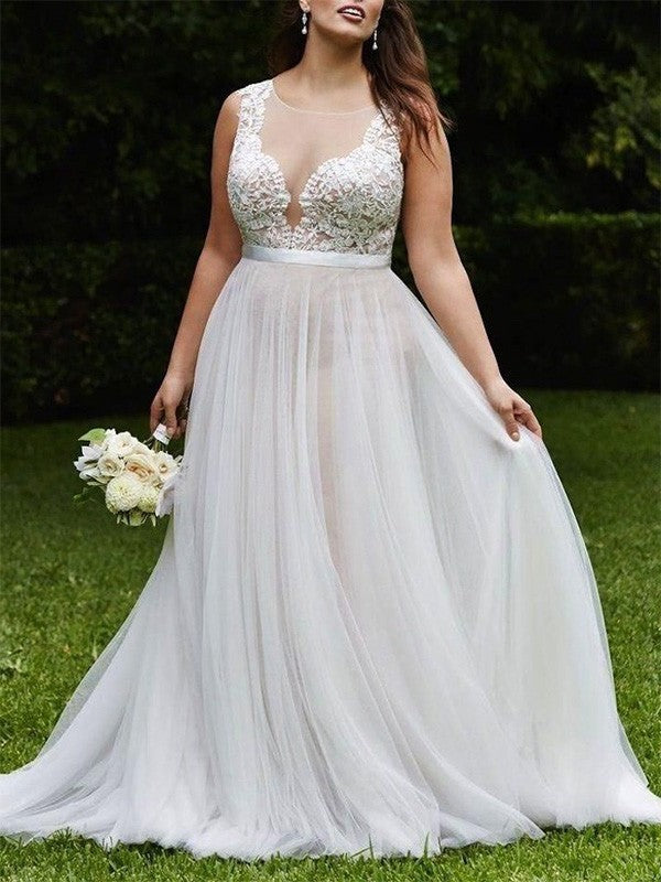 Train Scoop Sleeveless Court A-Line/Princess Lace Tulle Wedding Dresses