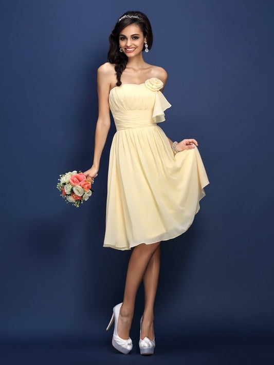 Flower Strapless A-Line/Princess Pleats Hand-Made Short Sleeveless Chiffon Bridesmaid Dresses
