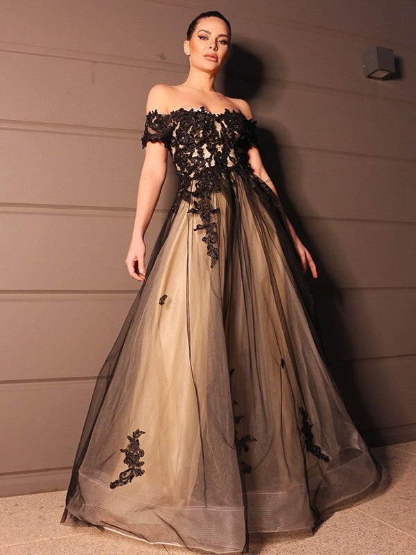 Off-the-Shoulder Short Applique A-Line/Princess Sleeves Tulle Floor-Length Wedding Dresses