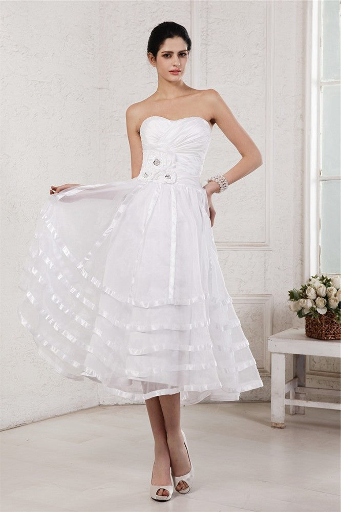Pleats Flower Organza A-Line/Princess Short Hand-Made Strapless Sleeveless Taffeta Wedding Dresses