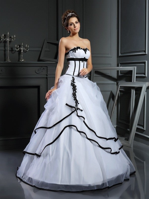 Applique Long Gown Ball Sleeveless Sweetheart Satin Wedding Dresses