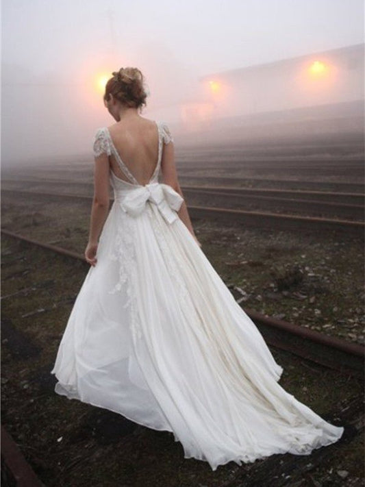 A-Line/Princess Sleeveless Train Lace Sweep/Brush V-neck Chiffon Wedding Dresses