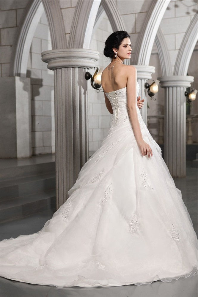 Applique Long A-Line/Princess Sleeveless Sweetheart Beading Organza Wedding Dresses
