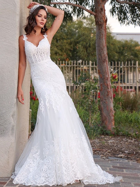 Trumpet/Mermaid Sweep/Brush V-neck Applique Sleeveless Tulle Train Wedding Dresses