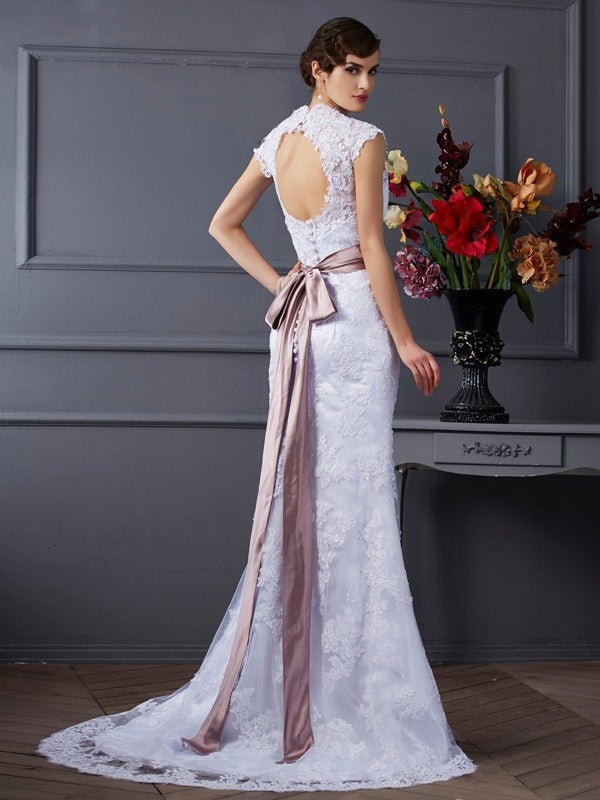 Long Trumpet/Mermaid Applique Sleeveless Satin Wedding Dresses