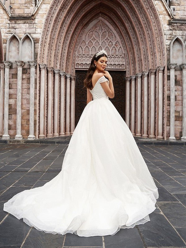 Court Tulle Sleeveless Gown Ball Off-the-Shoulder Ruched Train Wedding Dresses