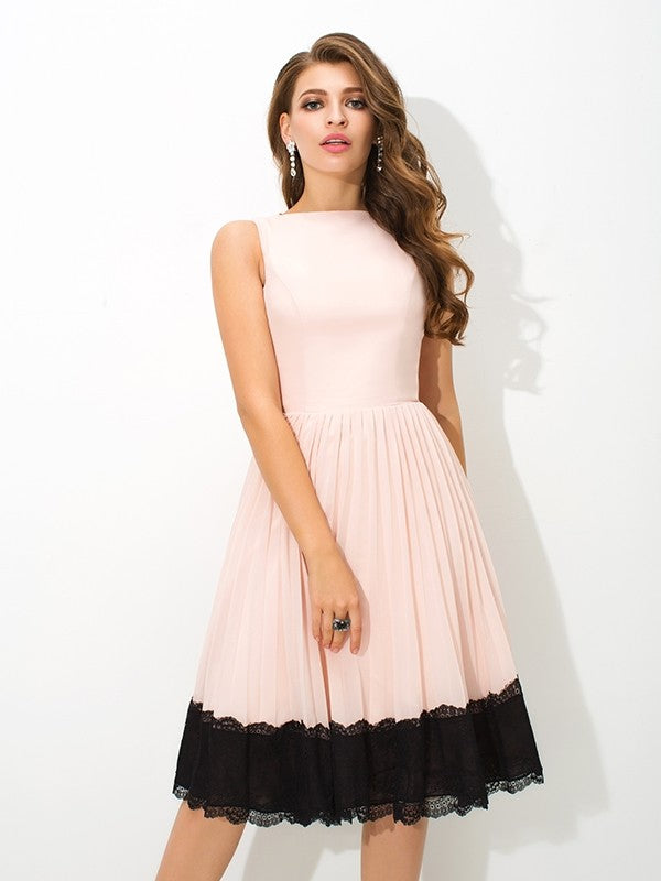 A-Line/Princess High Neck Lace Sleeveless Short Chiffon Gemma Cocktail Dresses Homecoming Dresses