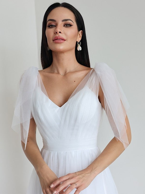 Sleeveless V-neck Tulle Ruffles A-Line/Princess Floor-Length Wedding Dresses