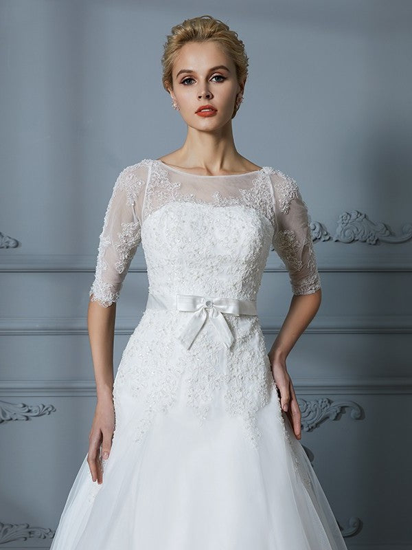Scoop Court Train 1/2 Sleeves Lace A-Line/Princess Tulle Wedding Dresses